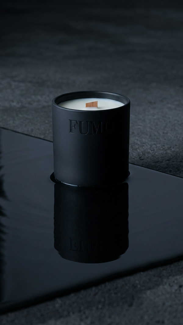 FUMO VOID wood wick candle, Depth